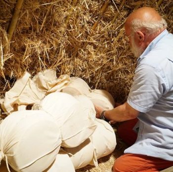 RENATO BRANCALEONI E LE SUE DELIZIE CASEARIE