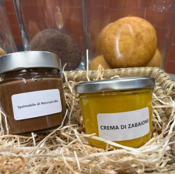 CREMA SPALMABILE ALLA NOCCIOLA A BASSO CONTENUTO DI ZUCCHERI